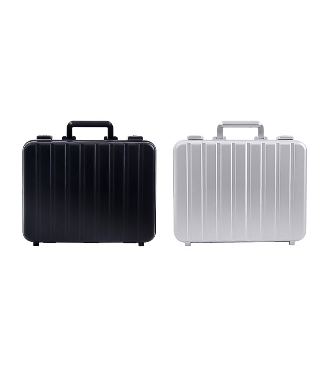 Magnesium alloy suitcase