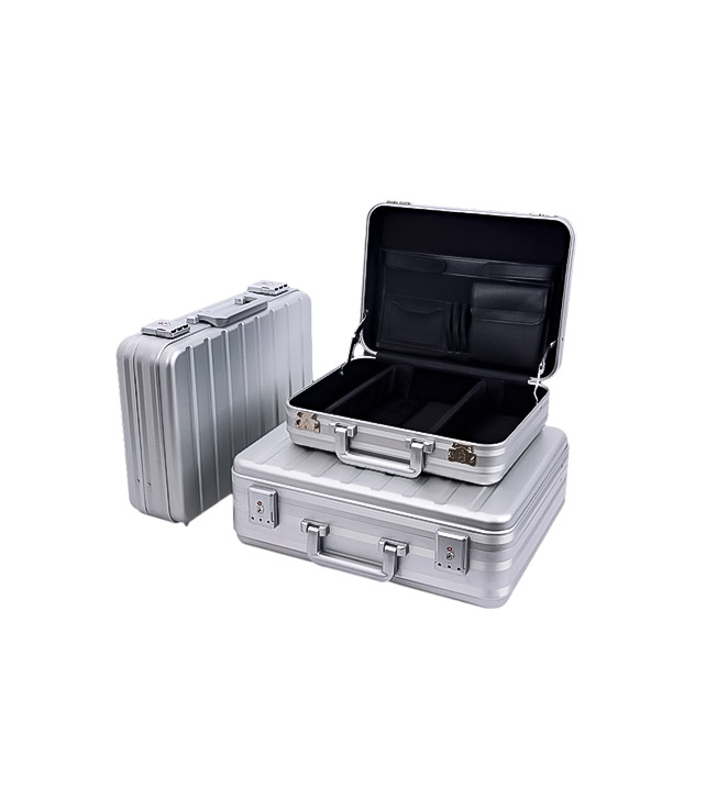 Magnesium alloy suitcase